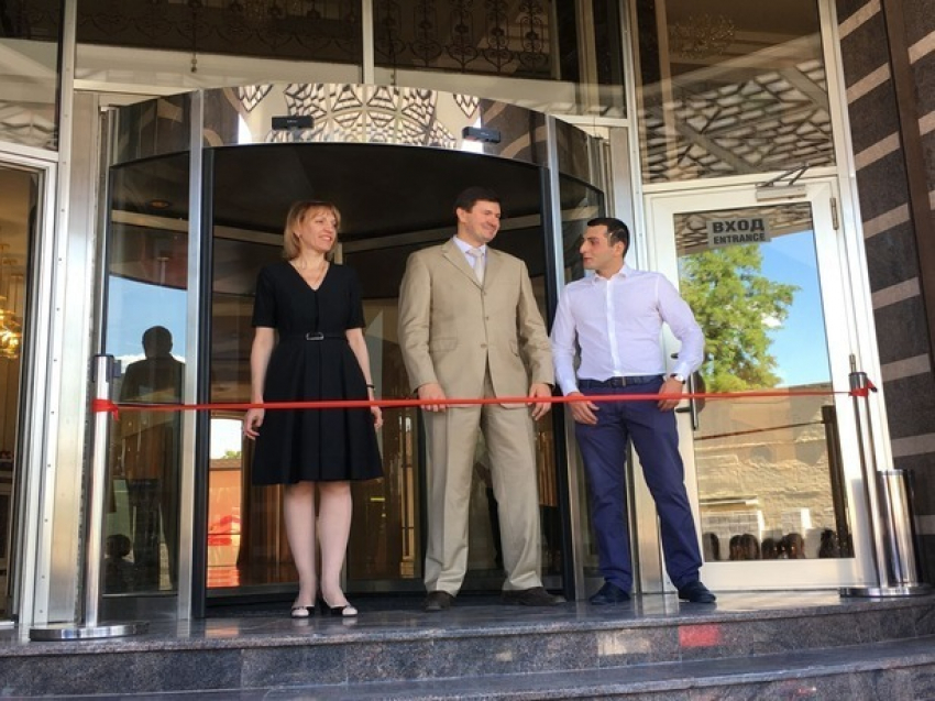 На открытие нового 8-этажного спа-отеля в Ростове было потрачено 750 млн рублей