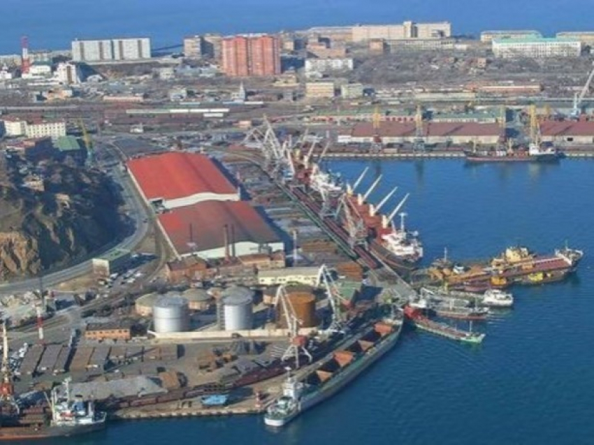 В морском порту Ростова не соблюдали правила хранения опасных грузов