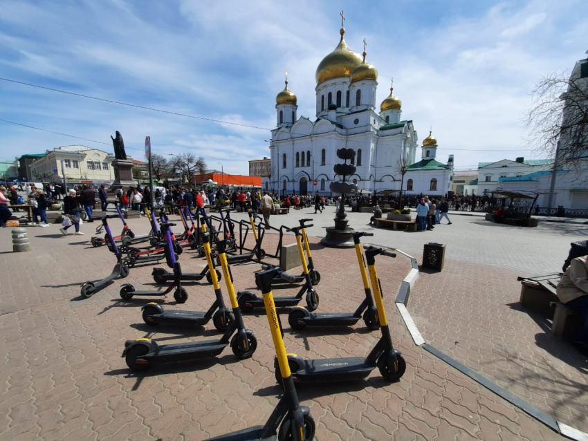 Ростовские власти запретили остановку транспорта у Центрального рынка