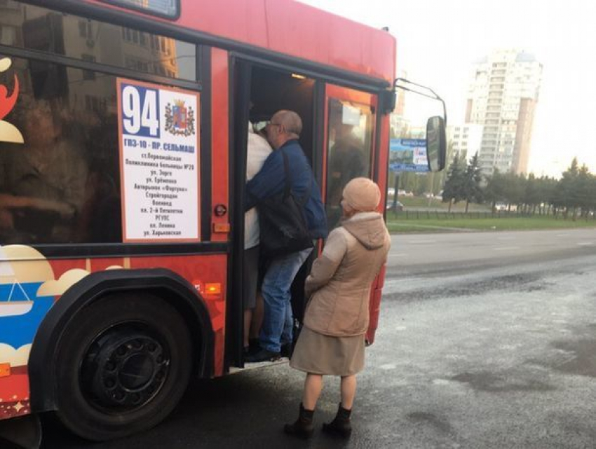 Прокуратура проверит, почему автобусы не вышли на маршруты в Ростове