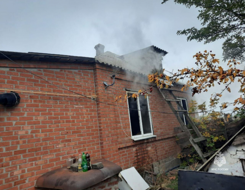 Двое мужчин погибли при пожаре в Ростовской области