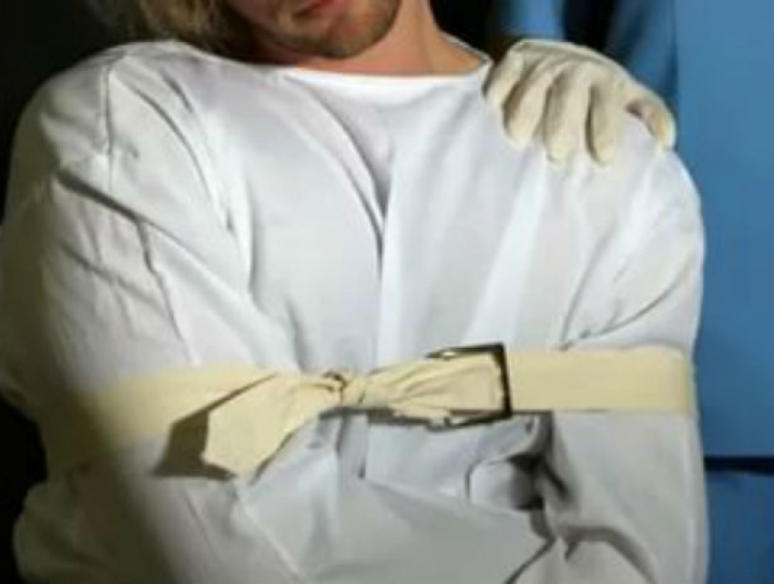 Напавшего на фельдшера с молотком пациента отправили на принудительное лечение в Ростове