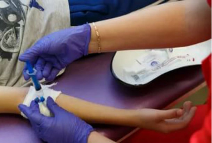 Опасным газом отравились работники супермаркета в Ростове