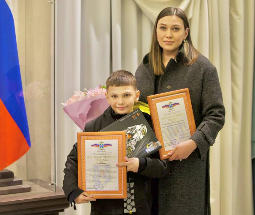 10-летний Лев предотвратил кражу благотворительной урны с пожертвованиями для участников СВО 