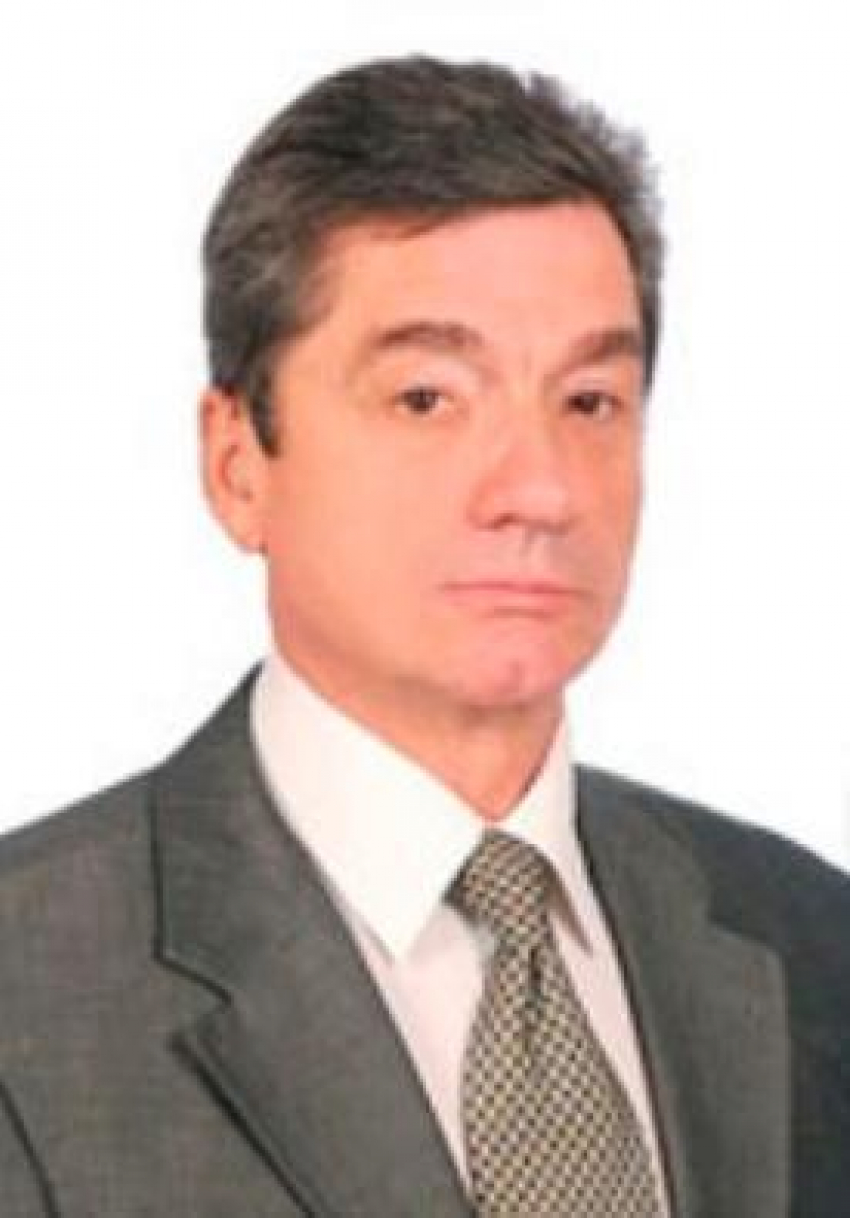 Заслуженный врач Российской Федерации Станислав Затонский отстаивает интересы ростовчан в гордуме