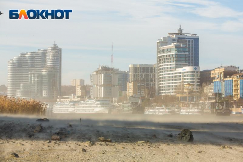 Уровень воды в реке Дон от Азова до Аксая остается на критическом уровне
