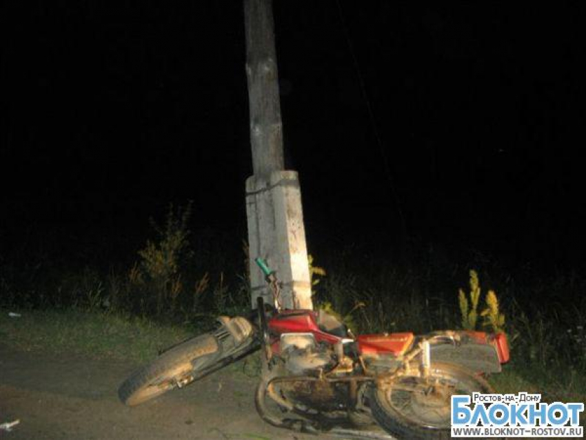 В Ростовской области погиб мотоциклист, врезавшись в столб 