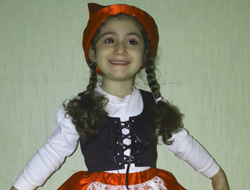 Задорная Красная шапочка Армина в конкурсе «Звездочки Нового года-2017»