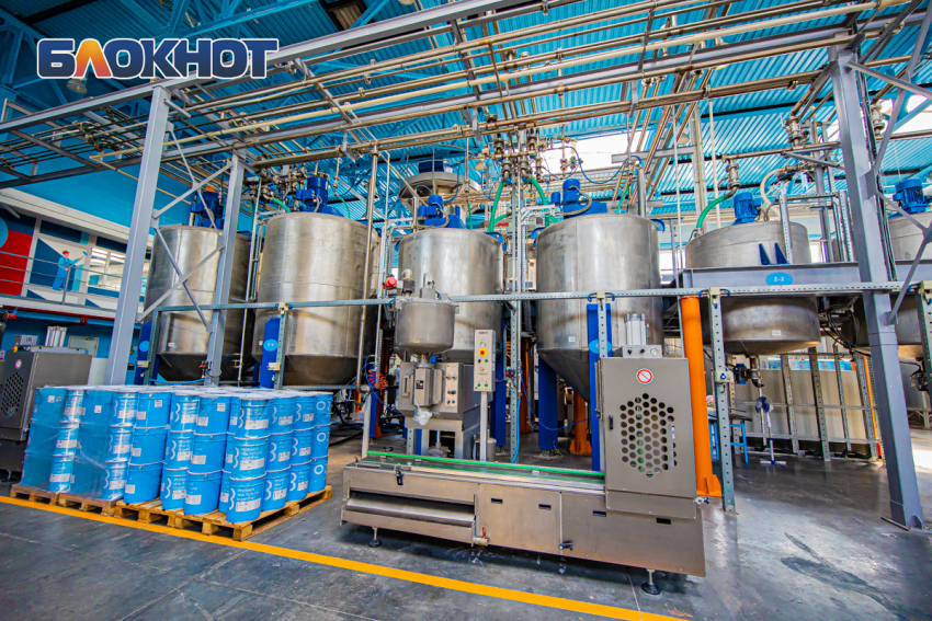 Более 100 миллиардов рублей утекает за границу: проблема импорта лакокрасочных материалов