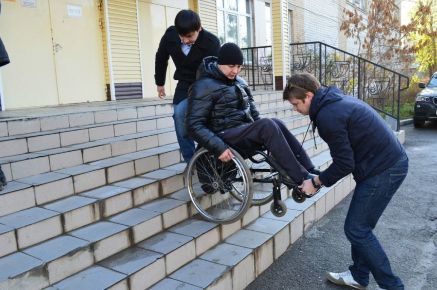 Около 100 миллионов потратят на создание условий для инвалидов в Ростовской области