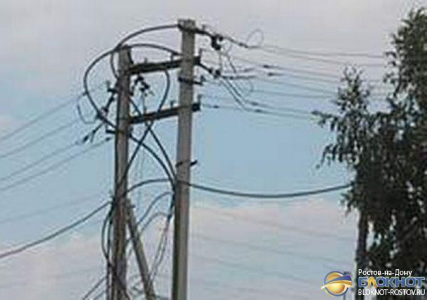 Из-за непогоды в 14 районах Ростовской области нет электричества