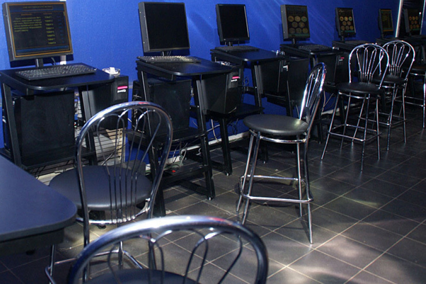 Три подпольных игорных клуба прикрыли в Новочеркасске