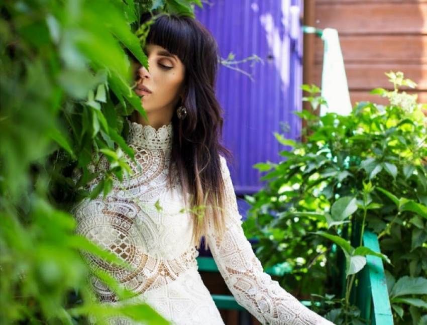 «Успеваю воспитывать детей и работать учителем»: Ольга Мосейко в конкурсе «Мисс Блокнот Ростов-2021»