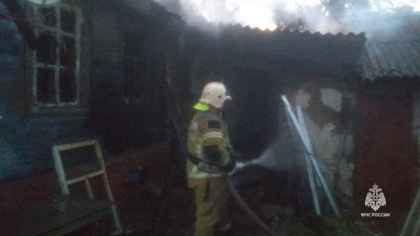 В Ростовской области мать с сыном погибли при пожаре