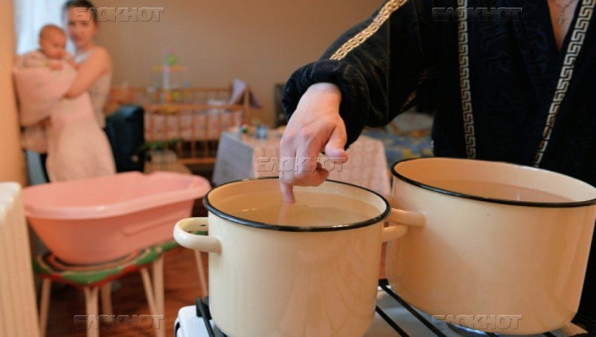 Ростовчан решили не оставлять без горячей воды на целую неделю
