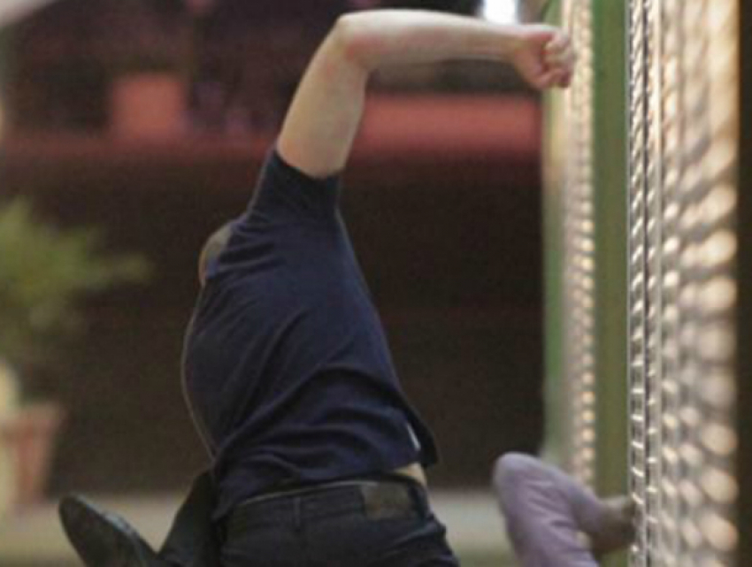 Цветочным горшком избил до полусмерти своего друга сельчанин в Ростовской области