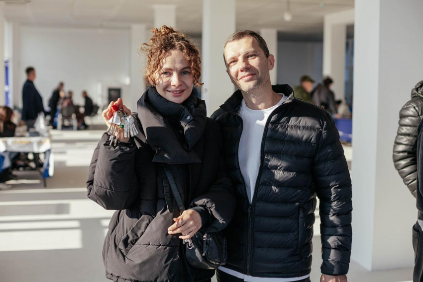 В литере 19 квартала «Сияние» группа компаний «ЮгСтройИнвест» выдала ключи 322 семьям