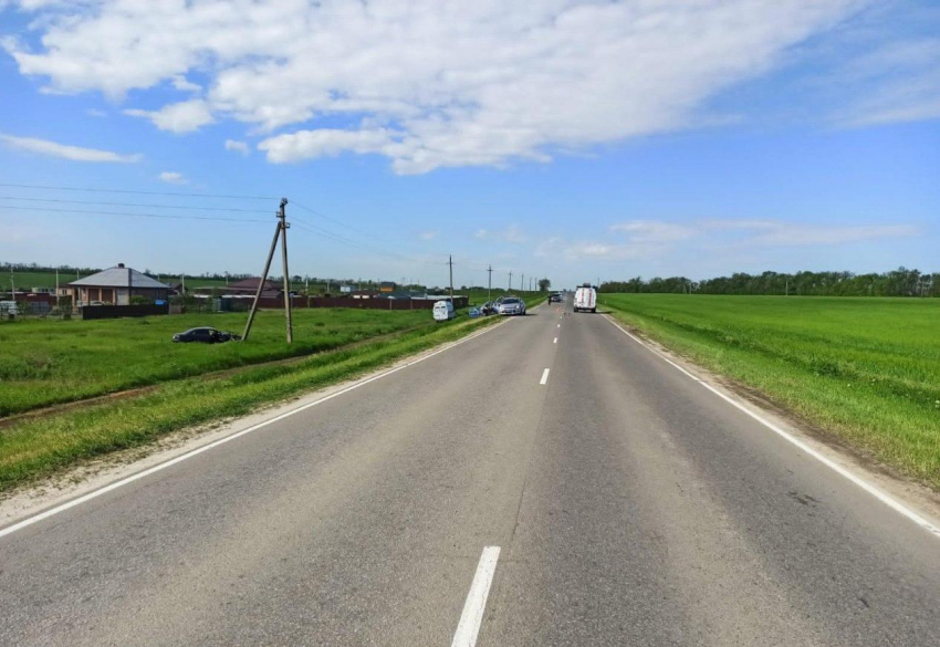 В Ростовской области в ДТП погиб 29-летний водитель иномарки
