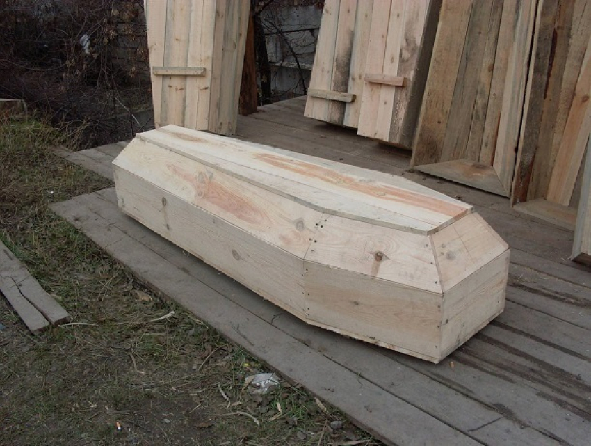  Стоимость похорон в Ростове подорожала на тысячу рублей 