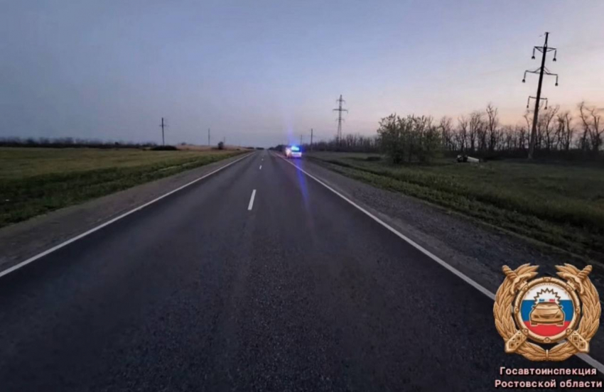 Водитель иномарки погиб из-за потери управления на трассе под Ростовом
