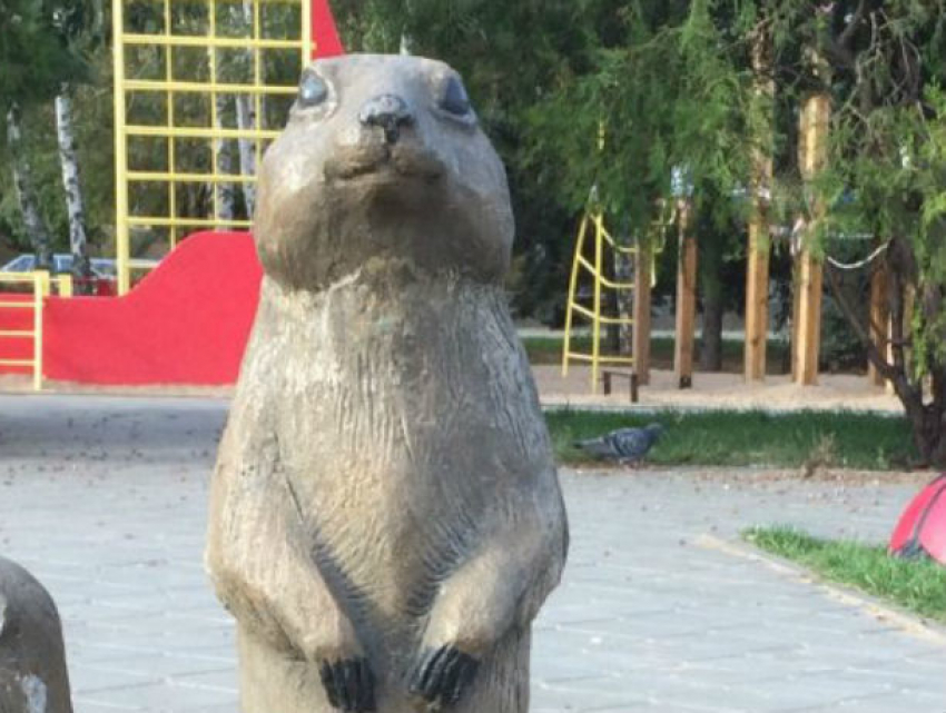 Памятник суслику-спасителю установили в Ростовской области