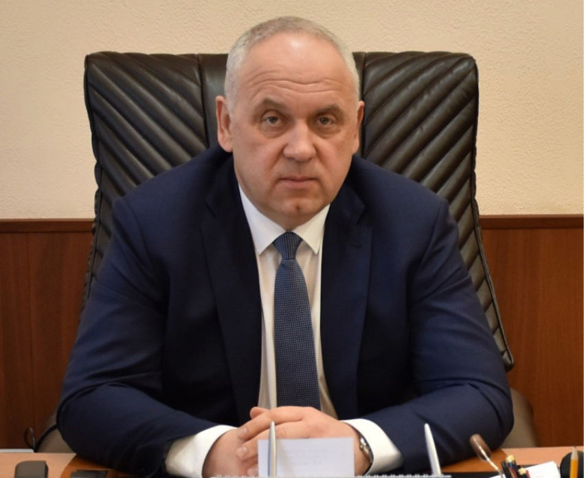 Экс-замгубернатора Ростовской области Окунев обвиняется еще во взятке в 4.3 млн рублей 