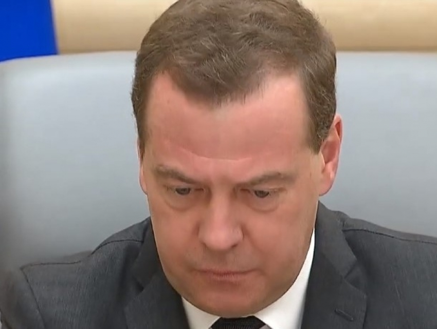 Дмитрий Медведев приказал вице-премьерам навести порядок в сфере газоснабжения