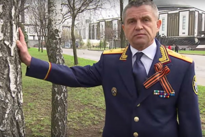 Следователи России прочитали для ветеранов стихотворение «Родина"