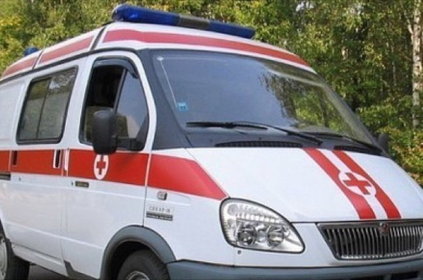 В Ростове в тройном ДТП пострадала 18-летняя пассажирка 