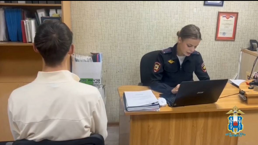 Подростка угрозами заставили украсть из дома полмиллиона и сбежать в Москву из Ростова 