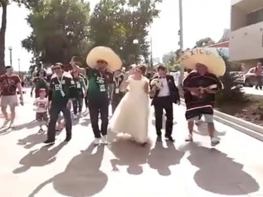Мексиканцы устроили незабываемую свадьбу для влюбленной пары из Ростова