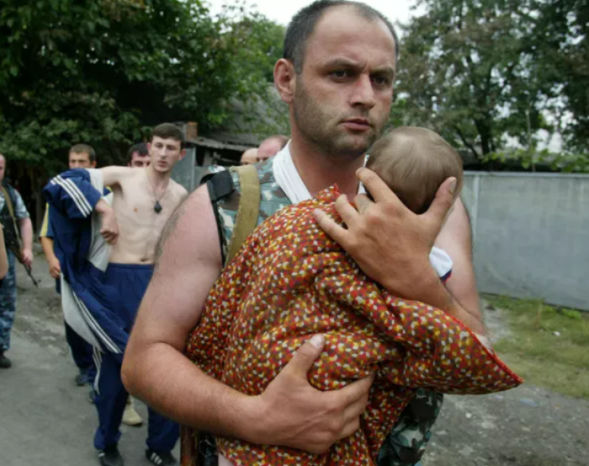 22 года трагедии в Беслане: как Ростов помогал устанавливать личности погибших