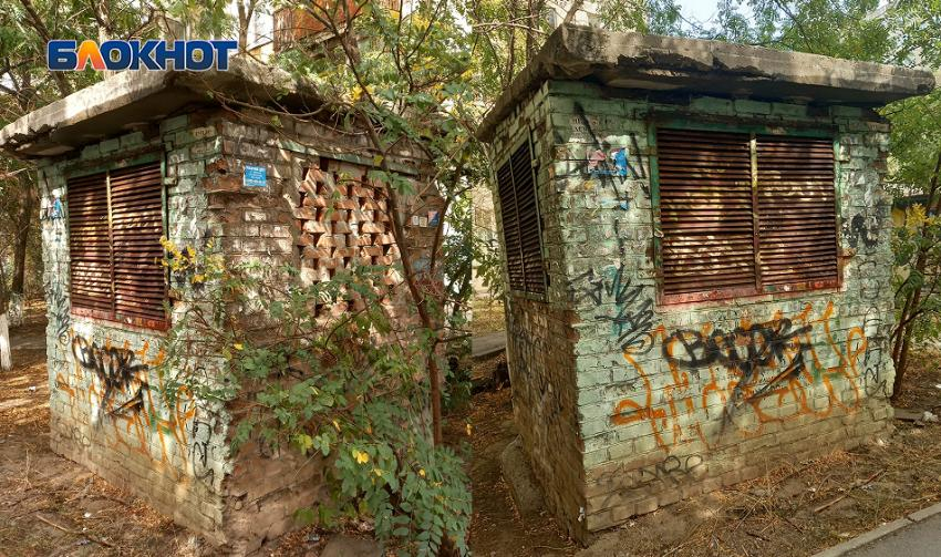 «Канализационный ларек»: ростовчане жалуются на зловонную постройку 