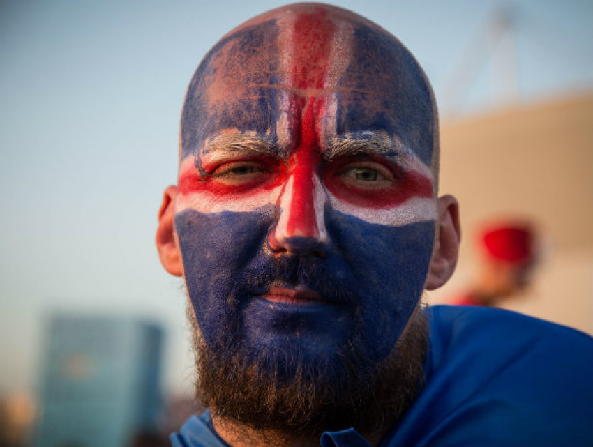 Огромный рыжий викинг пешком пришел из Исландии на стадион «Ростов-арена»