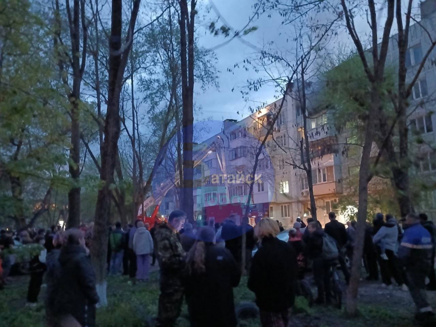 В Батайске женщина погибла во время пожара в многоэтажке 