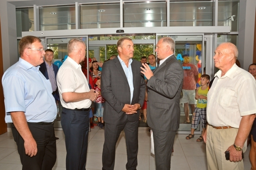 Владислав Третьяк пообещал помочь развитию ростовской школы хоккея 