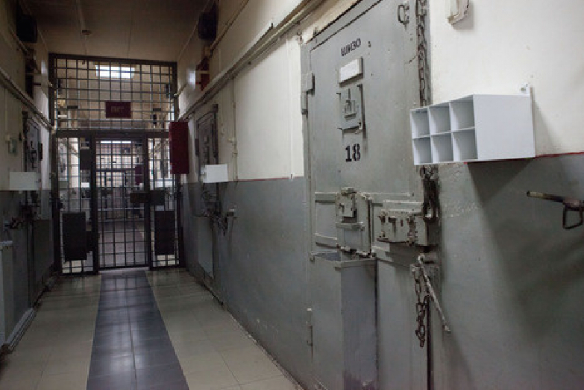 В Ростове заключенный СИЗО покончил с собой