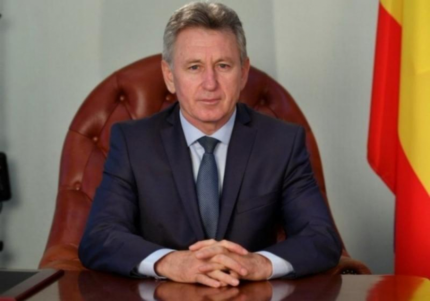 Главу администрации Волгодонска осудят за подстрекательство к совершению должностного преступления