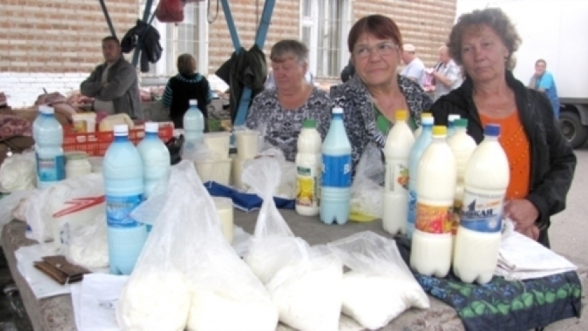 В Ростове стали дешевле сметана, колбаса и  капуста
