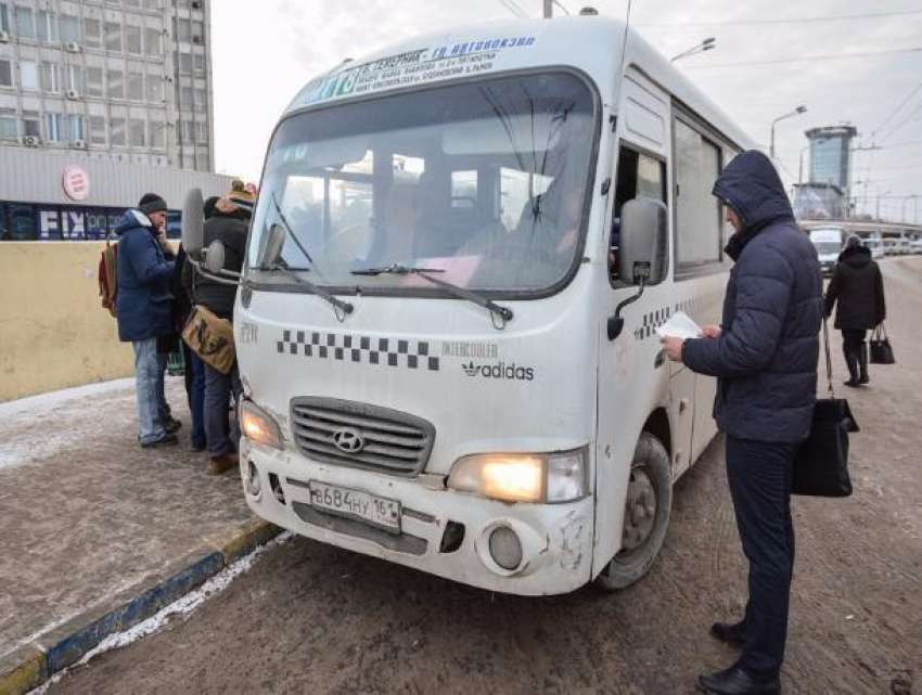Внезапная проверка транспорта в Ростове выявила 11 нарушений