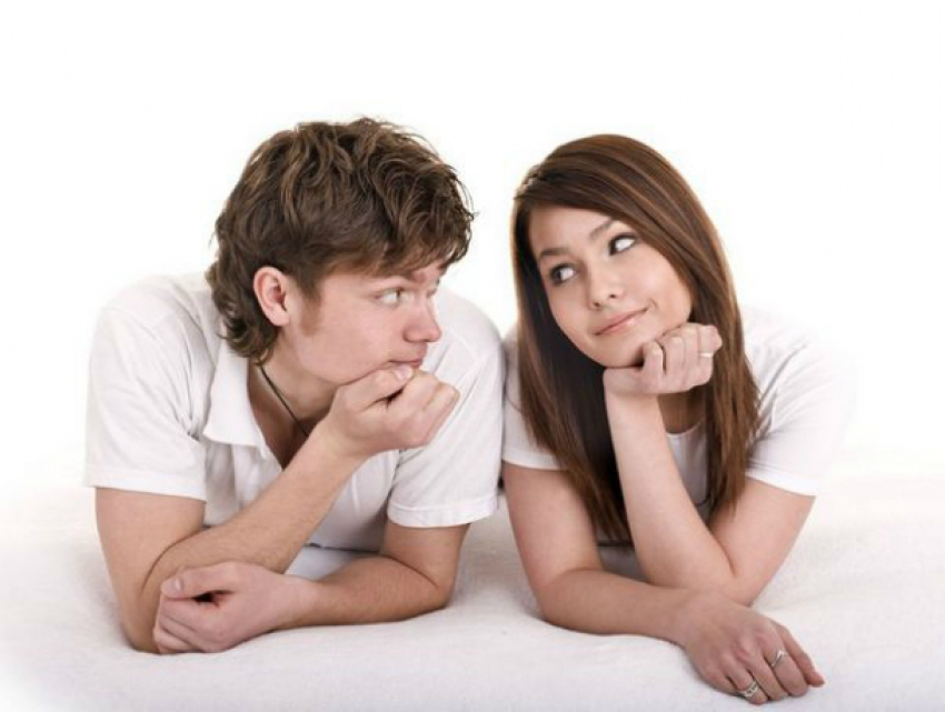 Чистую дружбу «без интима» между мужчиной и женщиной считает возможной половина жителей Ростова