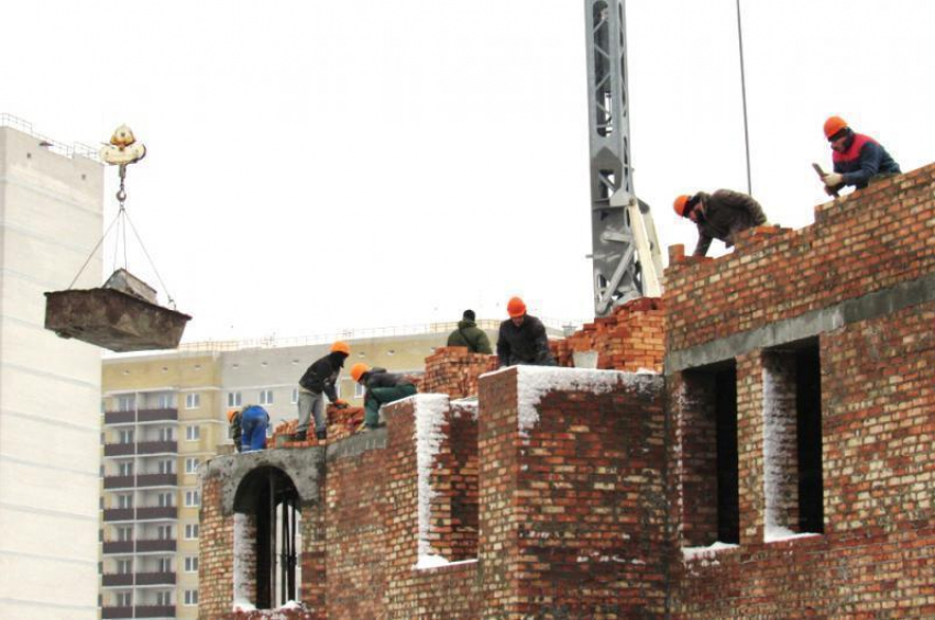 В Ростове строительная готовность детсада в Суворовском – 30%