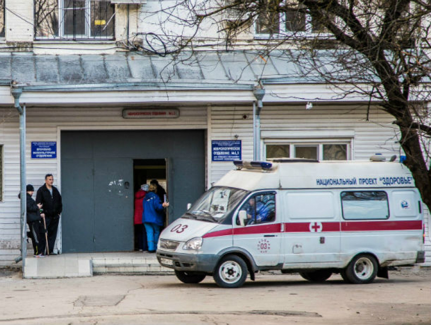 Ростовчане просят выделить 500 миллионов рублей на покупку автомобилей для медиков