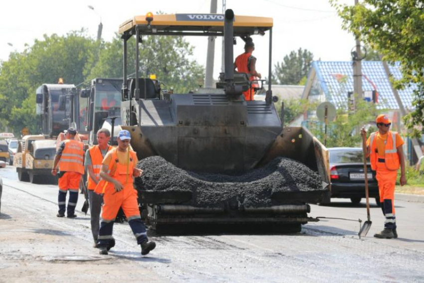 В Ростове-на-Дону на ремонт и строительство дорог в 2023 году направят 3,1 млрд рублей