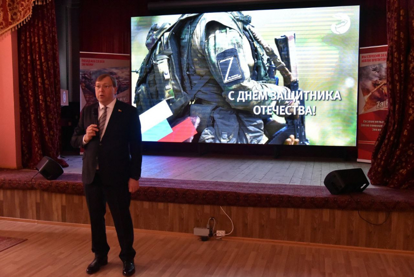 В Ростове Южному военному госпиталю подарили кинотеатр для раненых бойцов