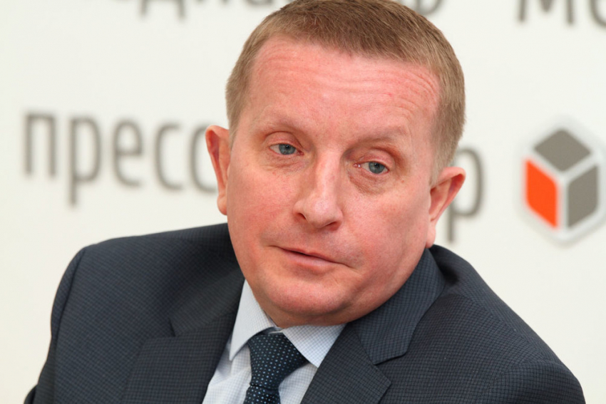 Штормового предупреждение и июньская критика вынудили Сергея Горбаня провести внеочередное заседание