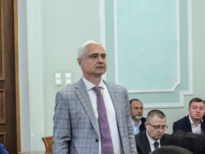 В Ростове новым директором департамента экономики вместо задержанного Полюбина стал Роман Шеховцов