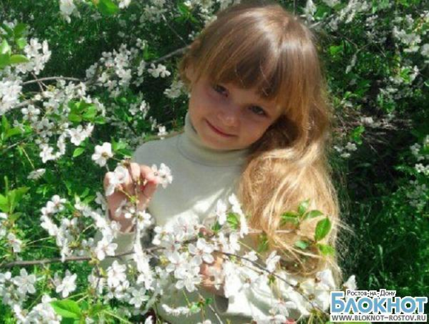 В Ростовской области по смерти 5-летней девочки, утонувшей в сливной яме, проводится проверка