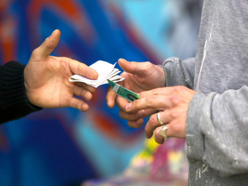 Два прохиндея-туберкулезника организовали в больнице Ростовской области криминальный наркотрафик 