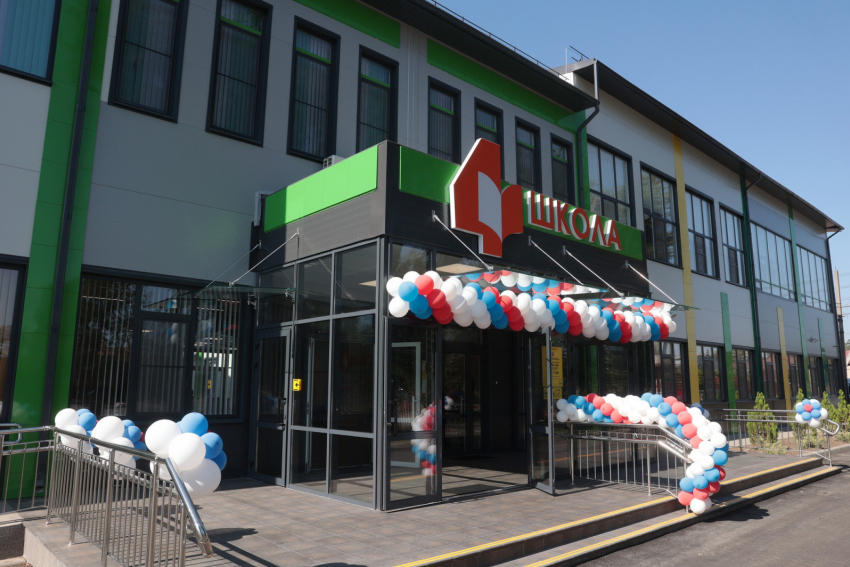 В Батайске новую начальную школу построили раньше срока